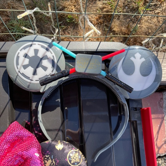 Three Disney Headbands in like new condition - Picture 4 of 6